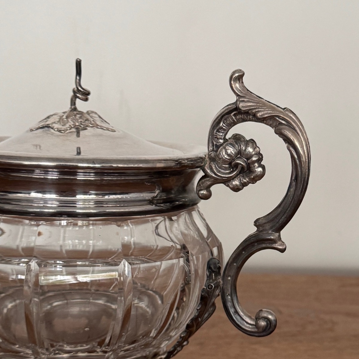 Sucrier en cristal et métal argenté fin XIXe prises Louis XV-photo-6