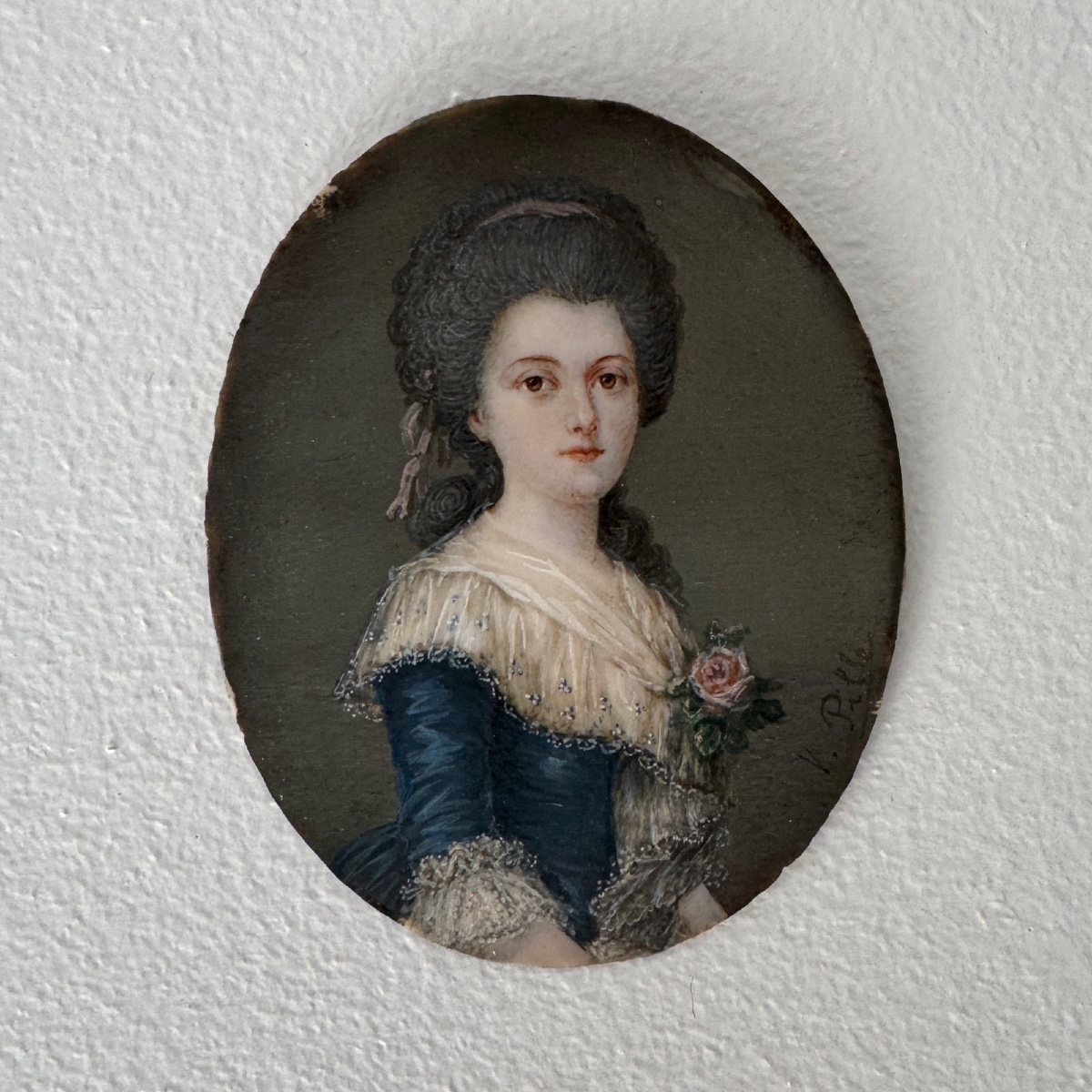 Miniature peinte à la main représentant une femme du XVIIIe par V. Pille -photo-2