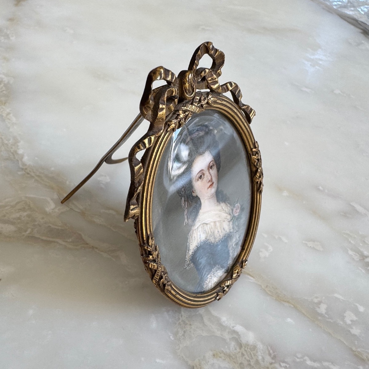 Miniature peinte à la main représentant une femme du XVIIIe par V. Pille -photo-5