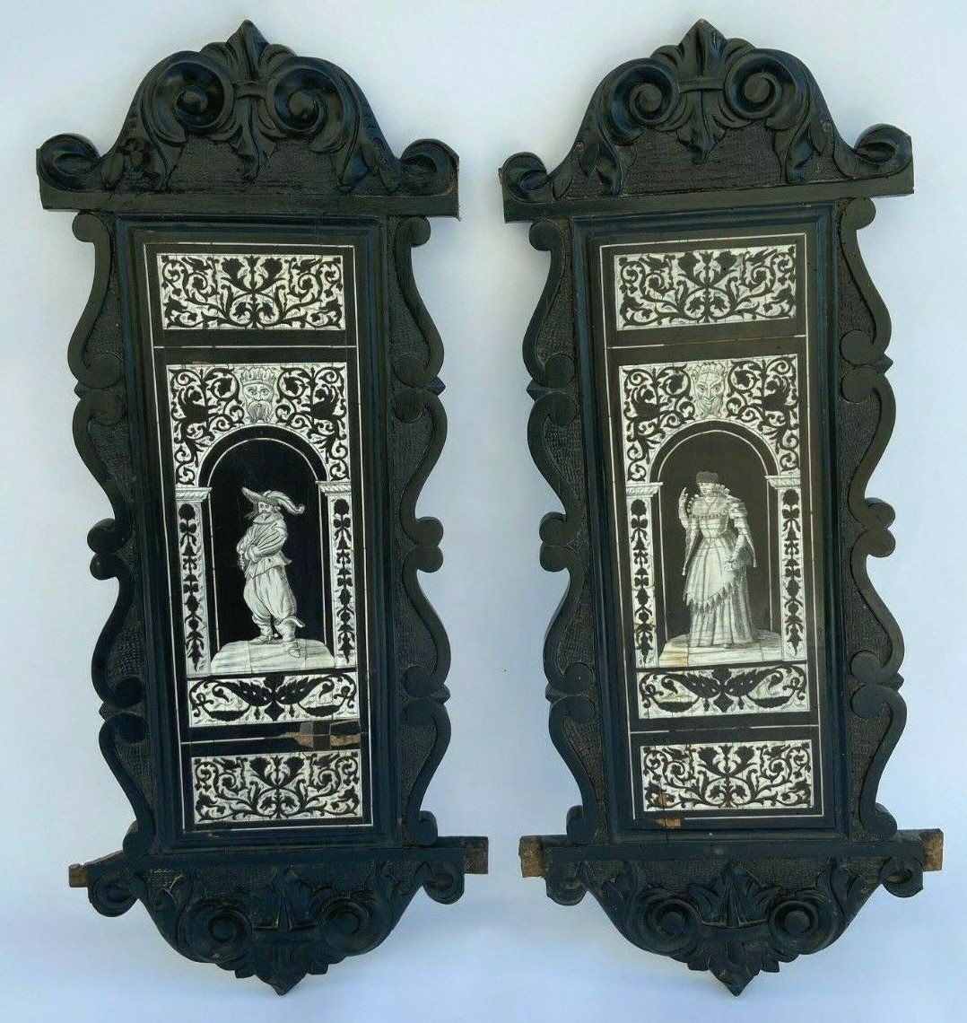 Pair Of Panel XIXe Neo Gothic In The Taste Of The Renaissance