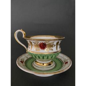 Tasse et sous-tasse en porcelaine de Paris époque Louis-Philippe