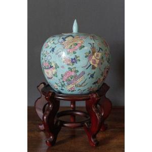 Covered Ginger Pot In 20th Century China Porcelain With Floral Ornamentation