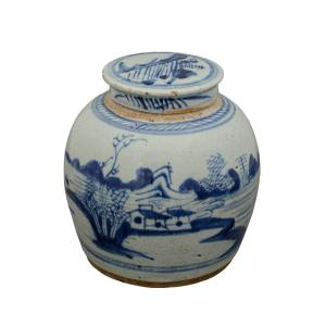 Pot couvert à gingembre bleu et blanc Chine XVIIIe décor de paysage