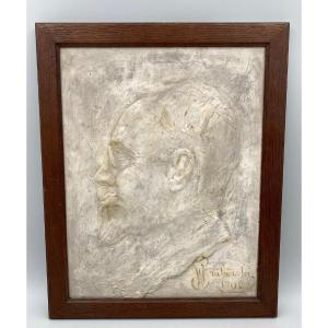 Bas-relief en plâtre par Wladyslaw Gruberski profil d'homme 1906