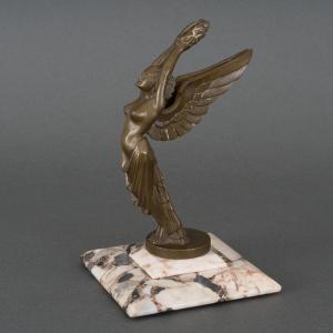 Mascot Glory By H. Molins, 1930, Bronze With Brown Patina, Marble