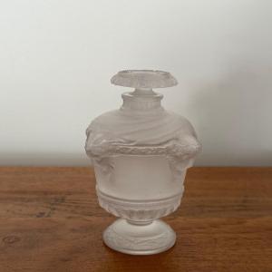 Flacon de parfum Guerlain par René Lalique bouquet de faunes en verre pressé
