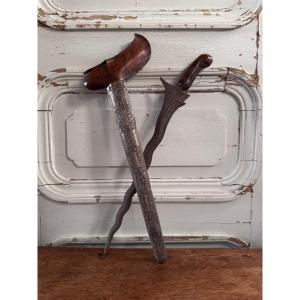 Indonesian Dagger Or Sword (kreiss Or Kriss) With An Ornate Sheath