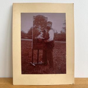 Photo albumine contrecollée sur carton représentant un peintre amateur XIXe