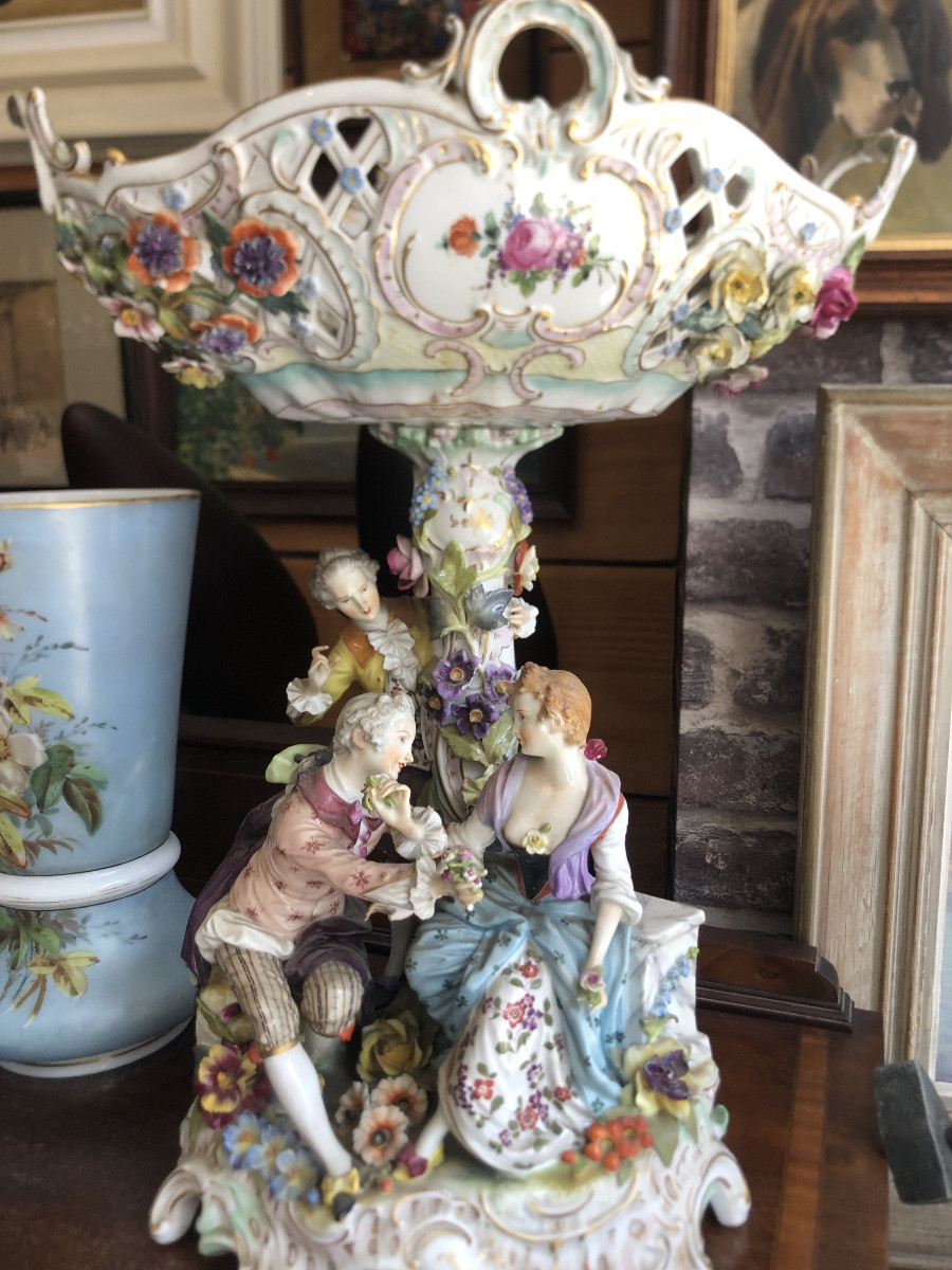 Groupe en porcelaine