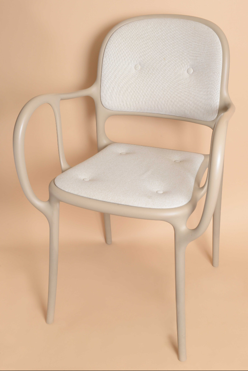 Chaise Milà