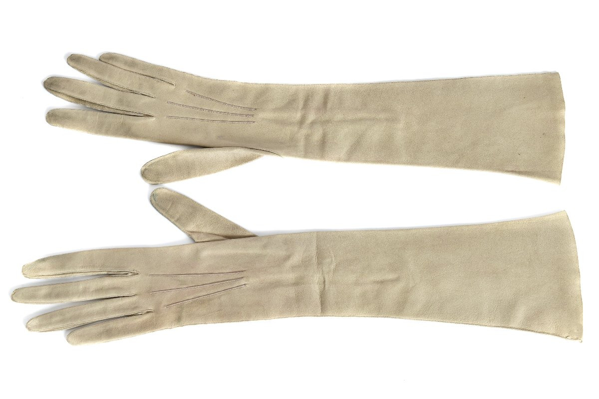 Lady Diana's Gloves-photo-3