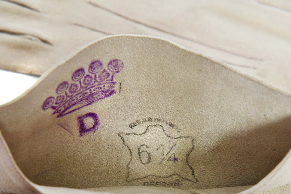 Lady Diana's Gloves-photo-4