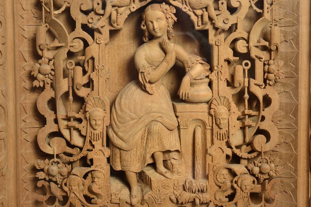 Bas-relief en bois signé Rousset-photo-2