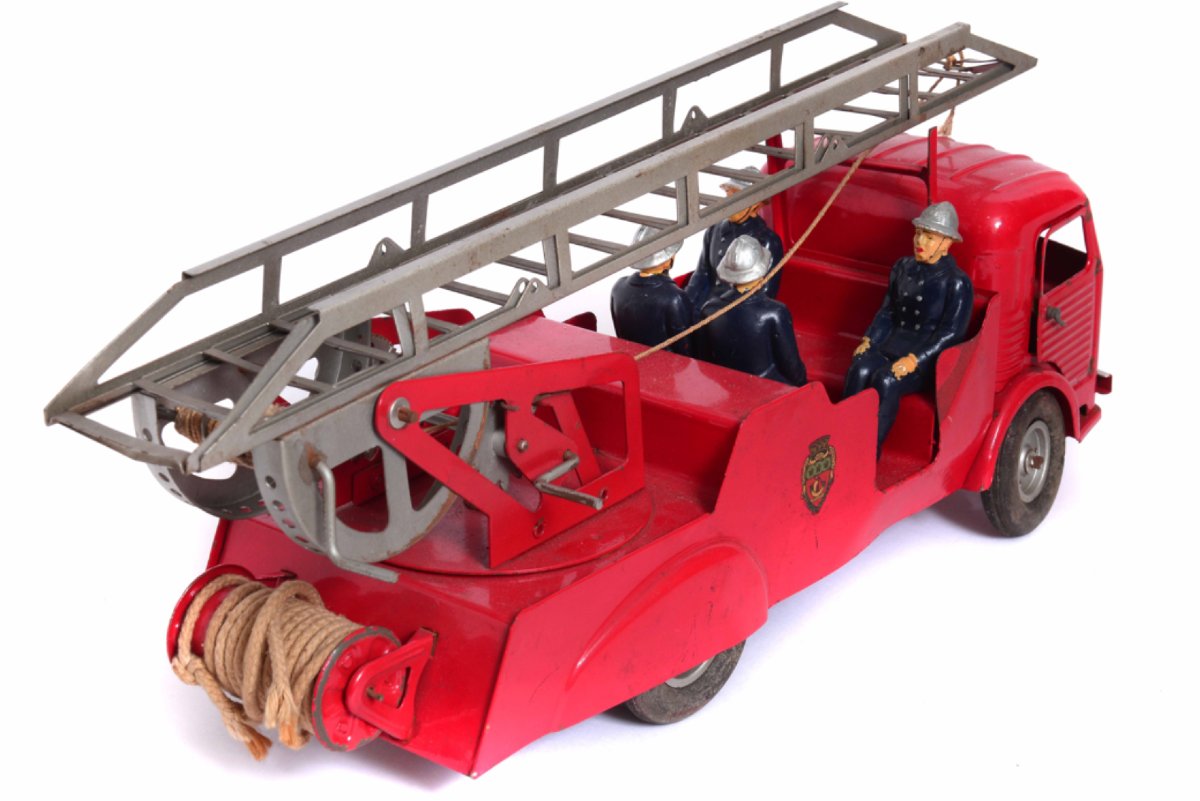 Jrd Fire Truck With 4 Figures-photo-2