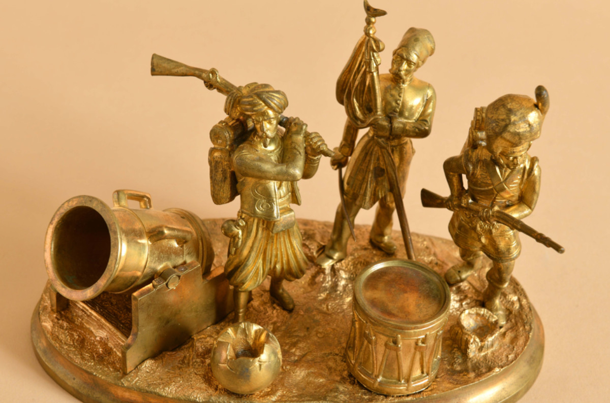 Pyrogène en bronze – Trois Zouaves, XIXᵉ siècle-photo-1