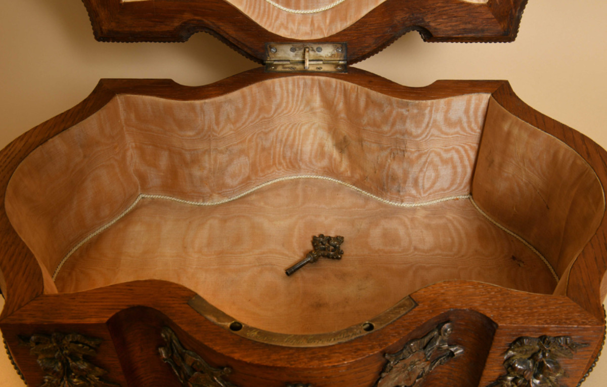 Solid Oak And Bronze Box Signed Alphonse Giroux-photo-1