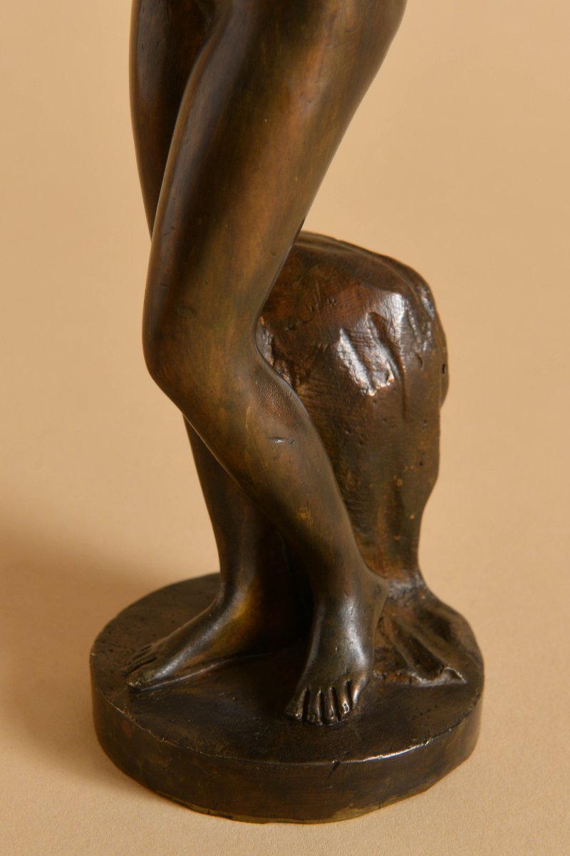 Bronze femme nue faisant sa toilette-photo-4