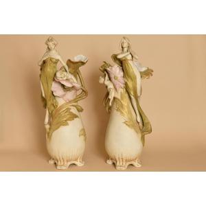 Paire de vases Royal Dux