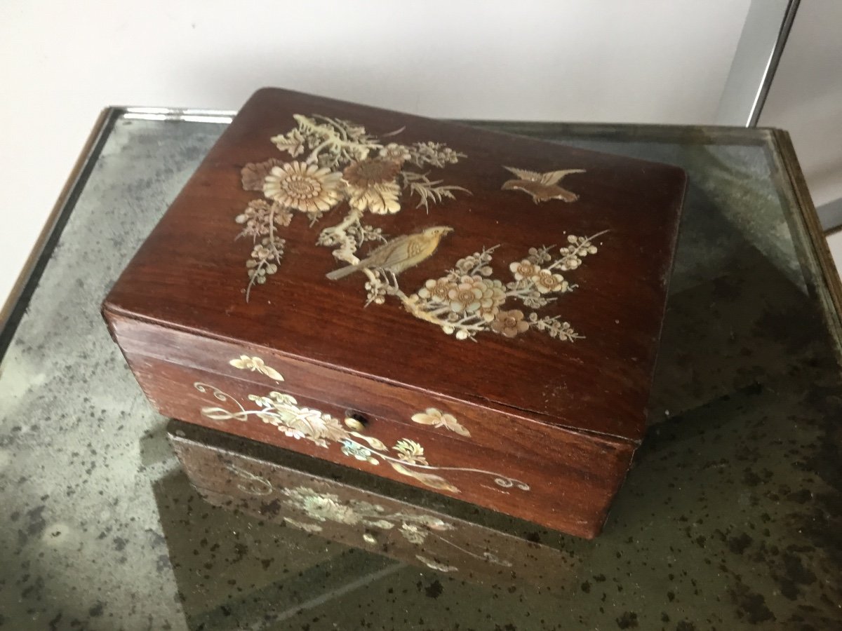 Box With Burgauté Decor Of Flowers And Birds, Indochina-photo-3