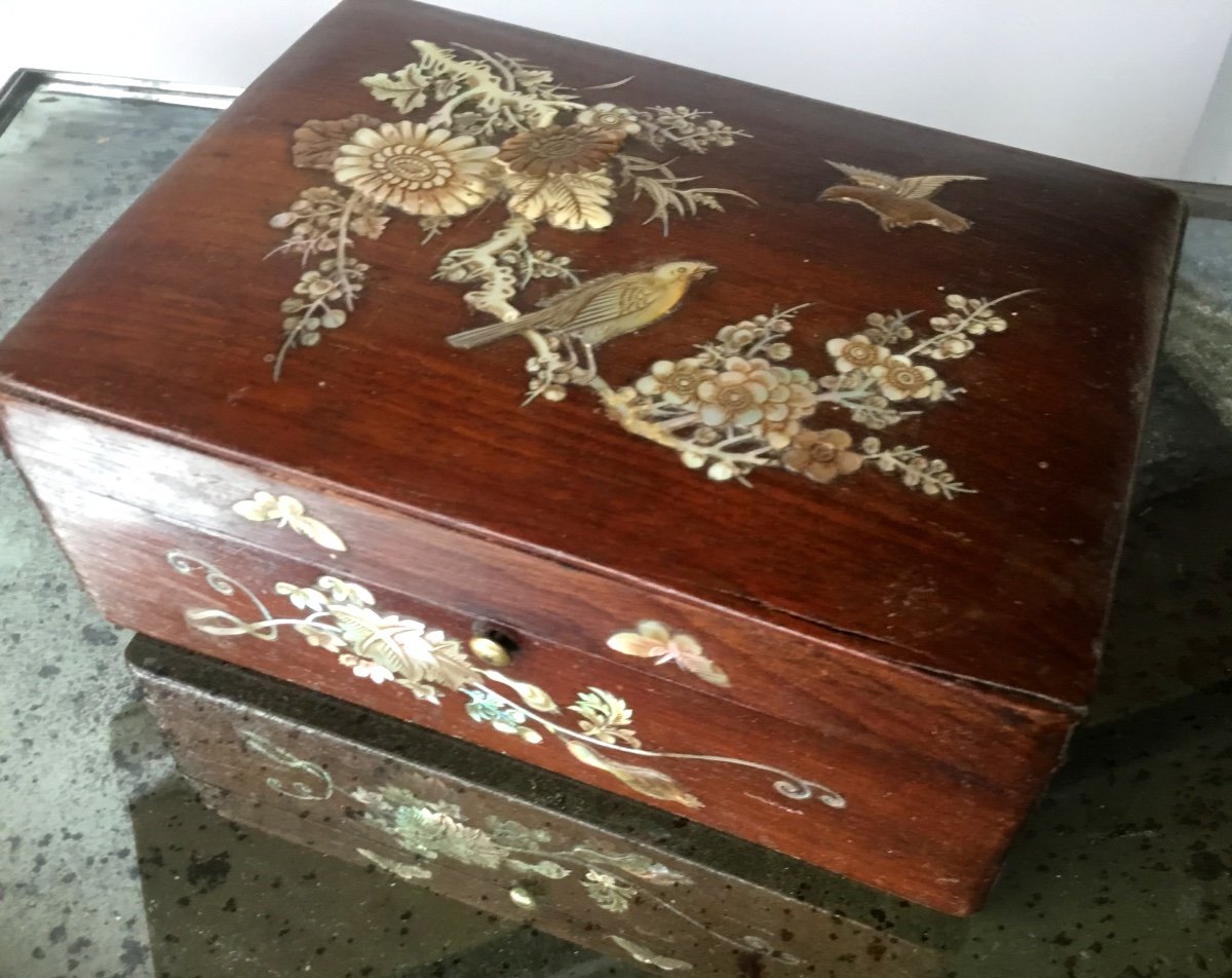 Box With Burgauté Decor Of Flowers And Birds, Indochina-photo-3