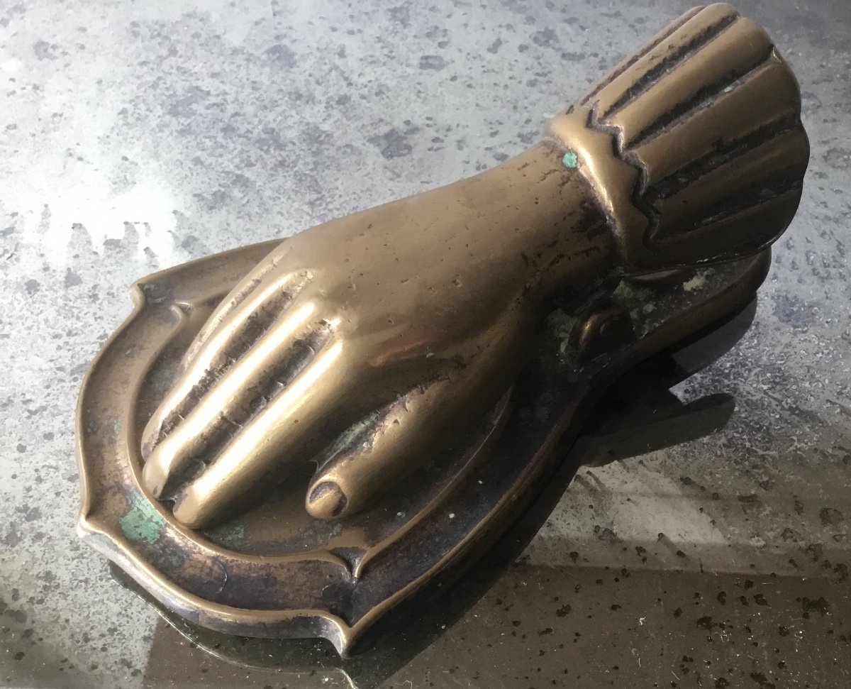 Bronze Hand, Paperweight And Mail Clip-photo-3