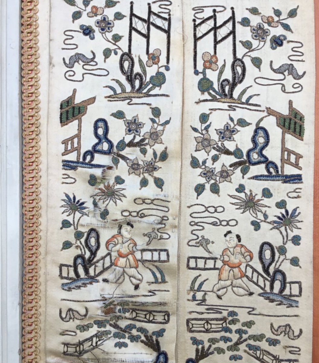 Panneaux De Boiserie  Ornés De Fines Broderies Chinoises-photo-1