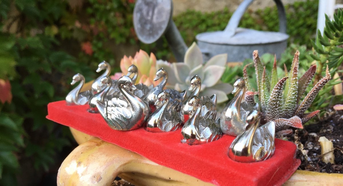 Swan Menu Holders In Silver Metal-photo-3