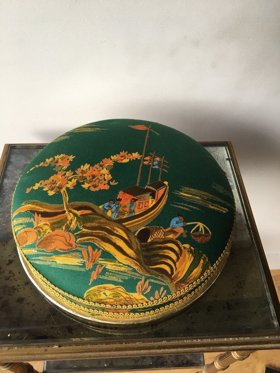 Dragee Box With Chinoiserie Decor-photo-2