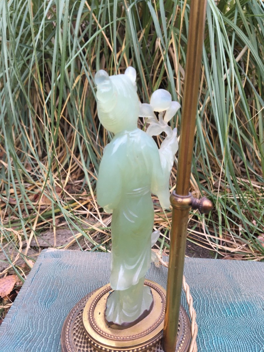 Lampe " Femme De Cour Chinoise" En Jade Vert Translucide Sur Socle-photo-2