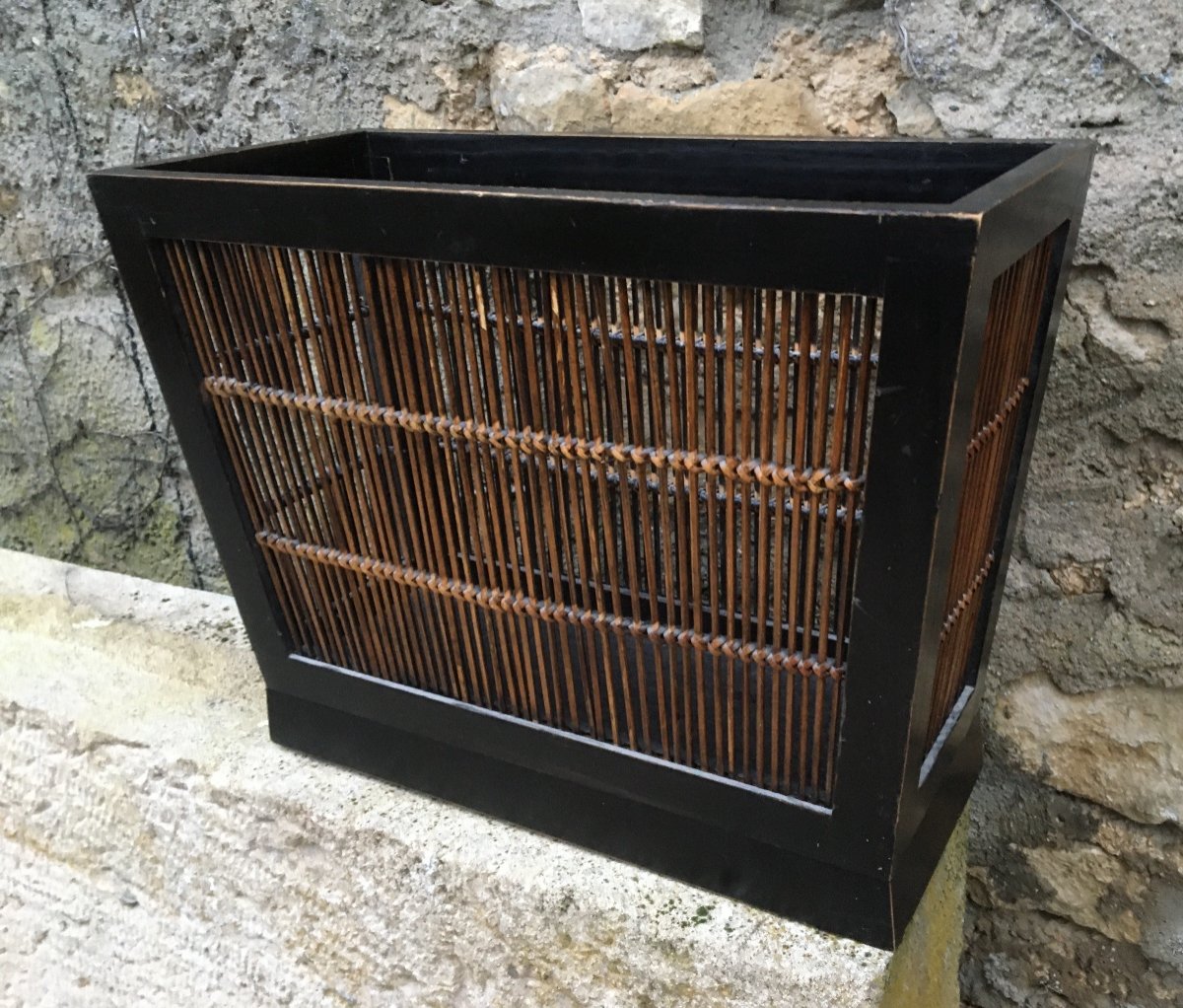 Wooden And Woven Wicker Magazine Rack-photo-2