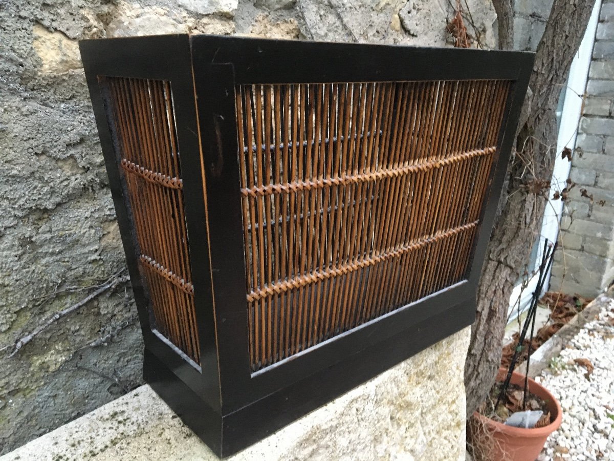 Wooden And Woven Wicker Magazine Rack-photo-3