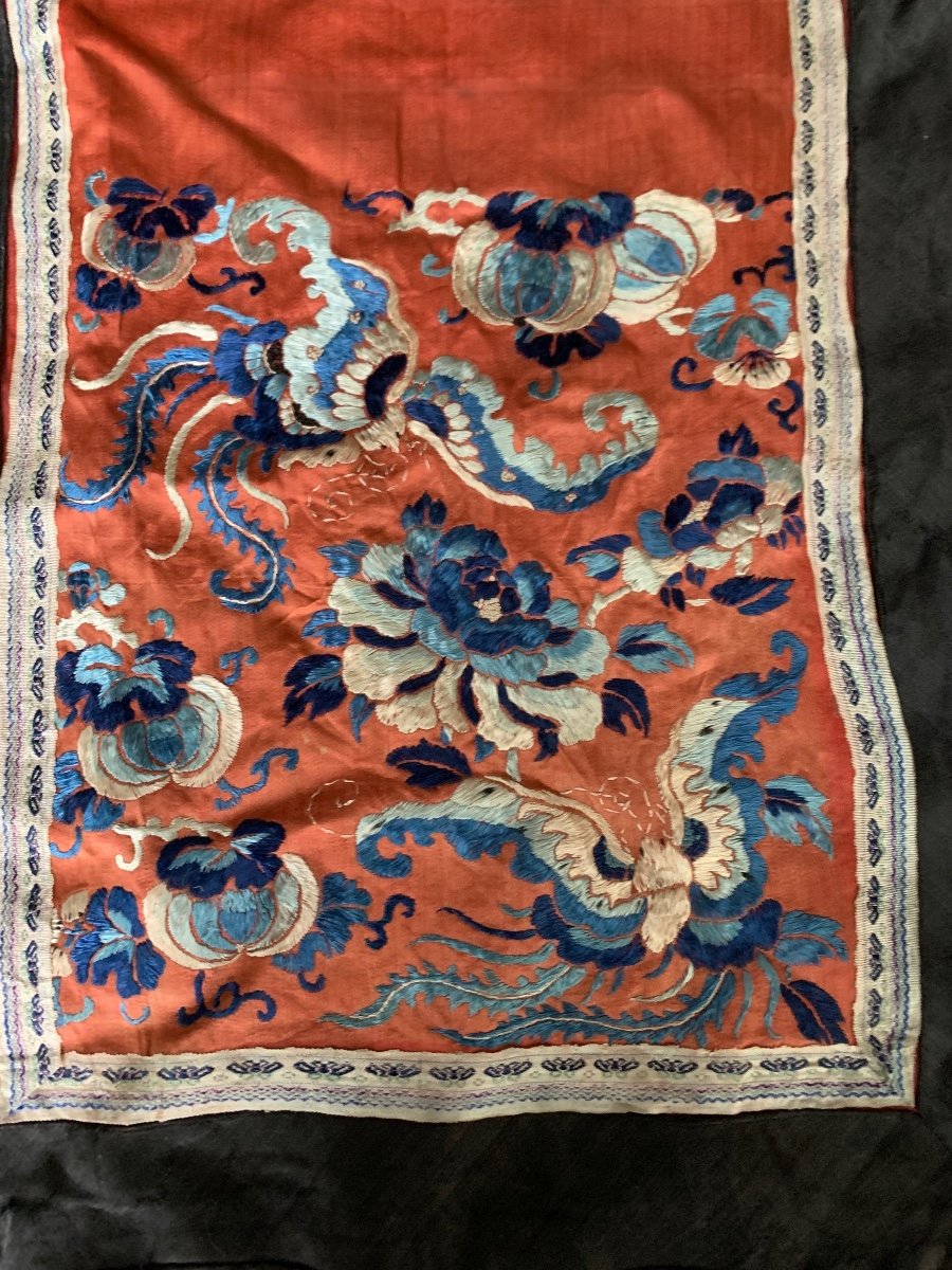 Chinese Embroidery Square On Silk -photo-3