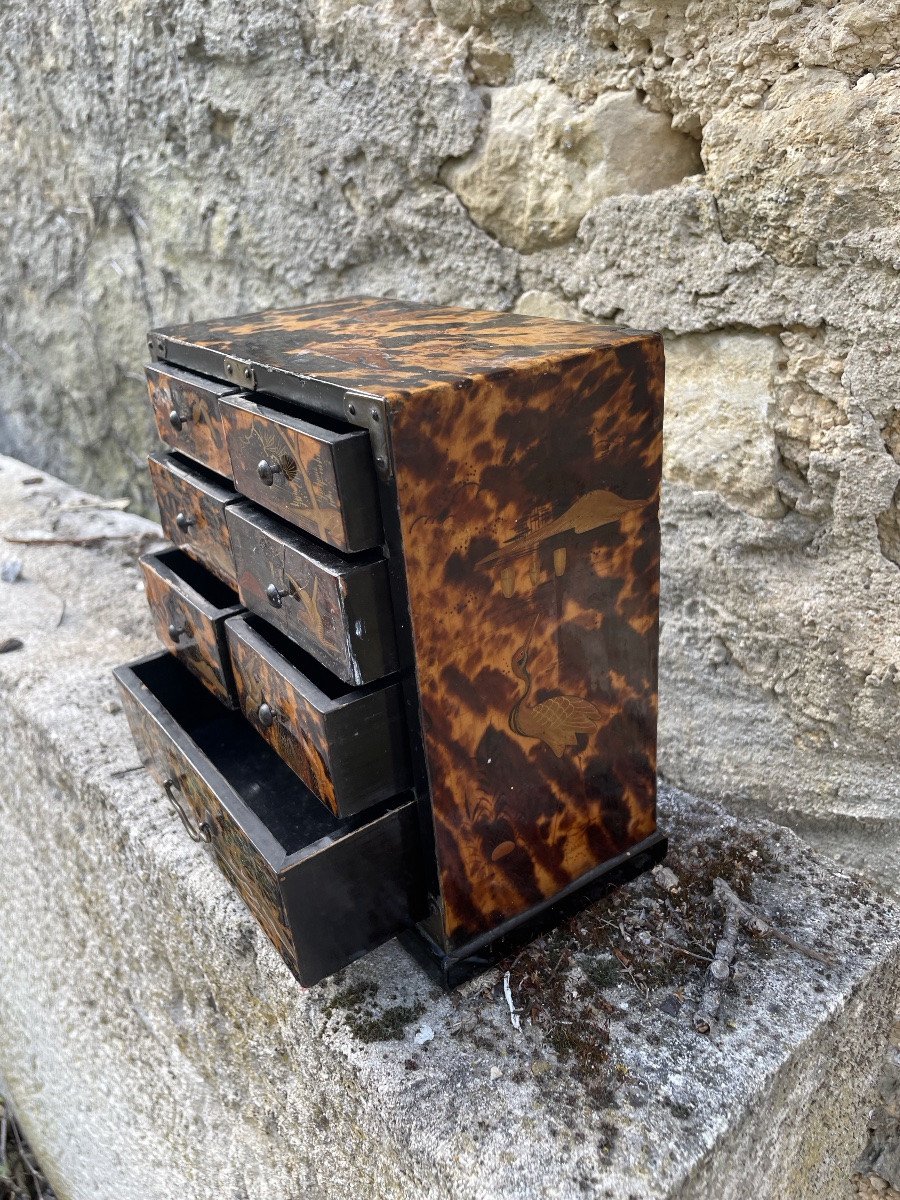 Small Japanese Cabinet With Tortoiseshell Decor -photo-4