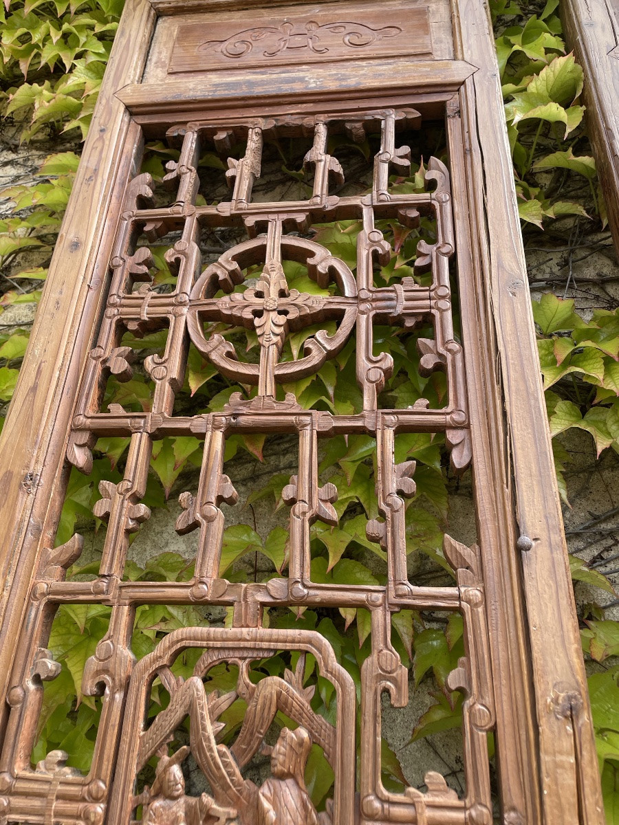 Pair Of Very Large Carved Partition Panels With Figures And Flowers, China, 19th Century-photo-3