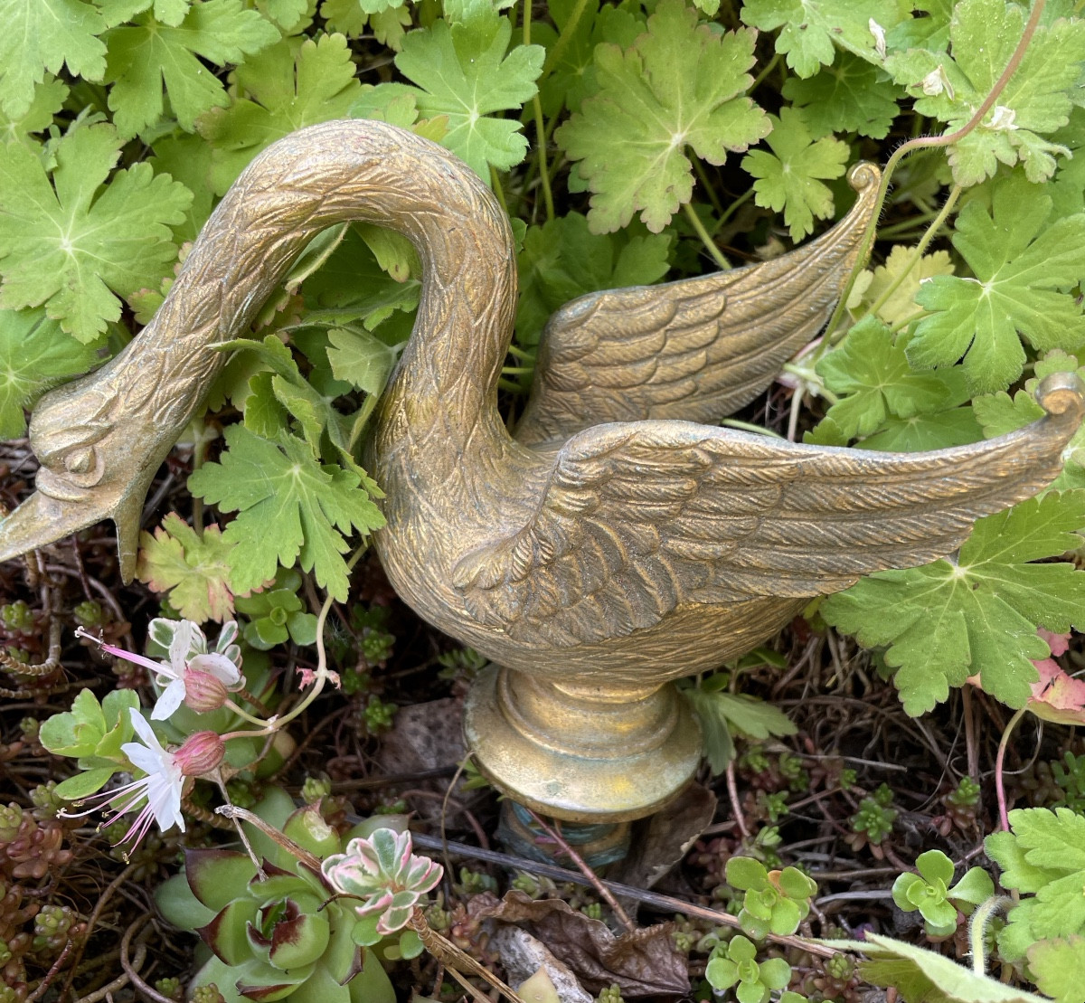 Robinet décoratif en bronze doré Cygne 