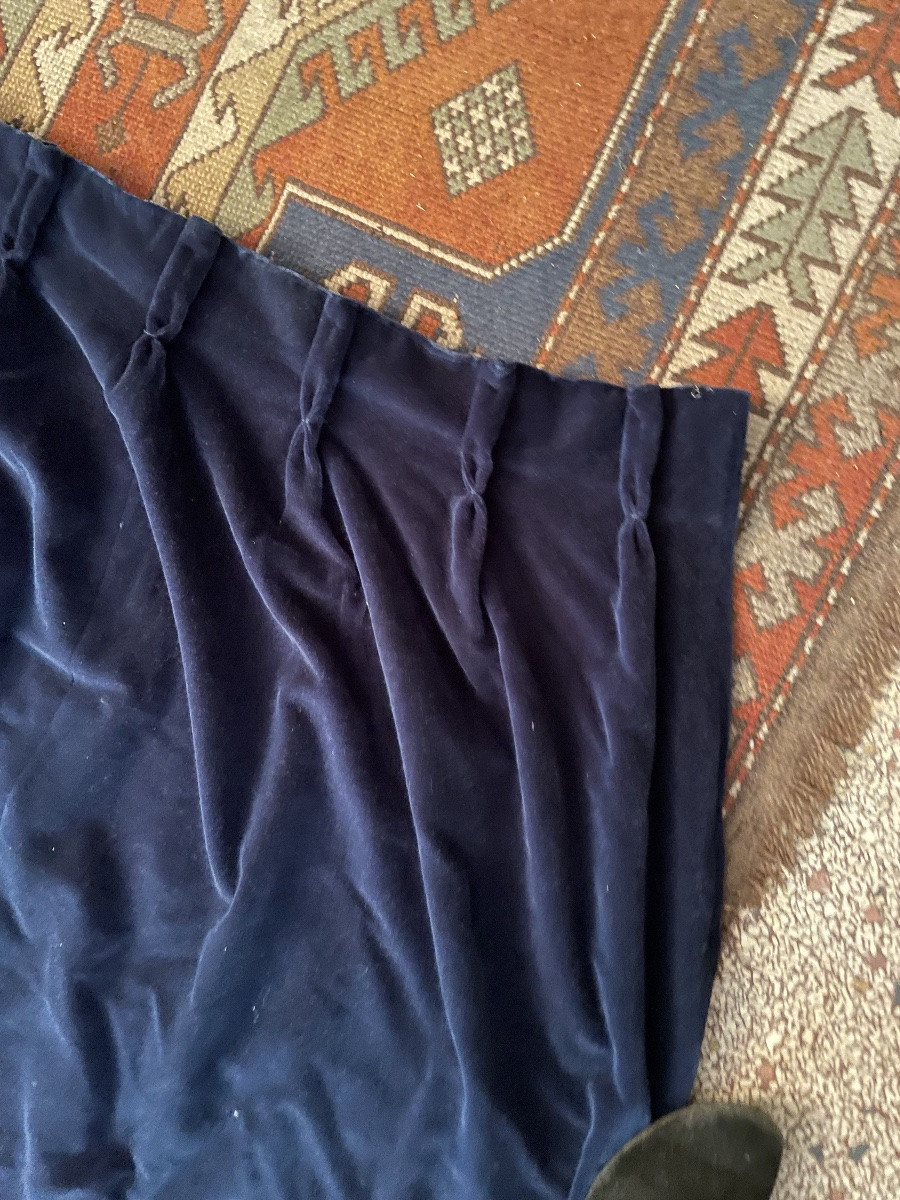The Pair Of Double Blackout Curtains In Midnight Blue Velvet-photo-5
