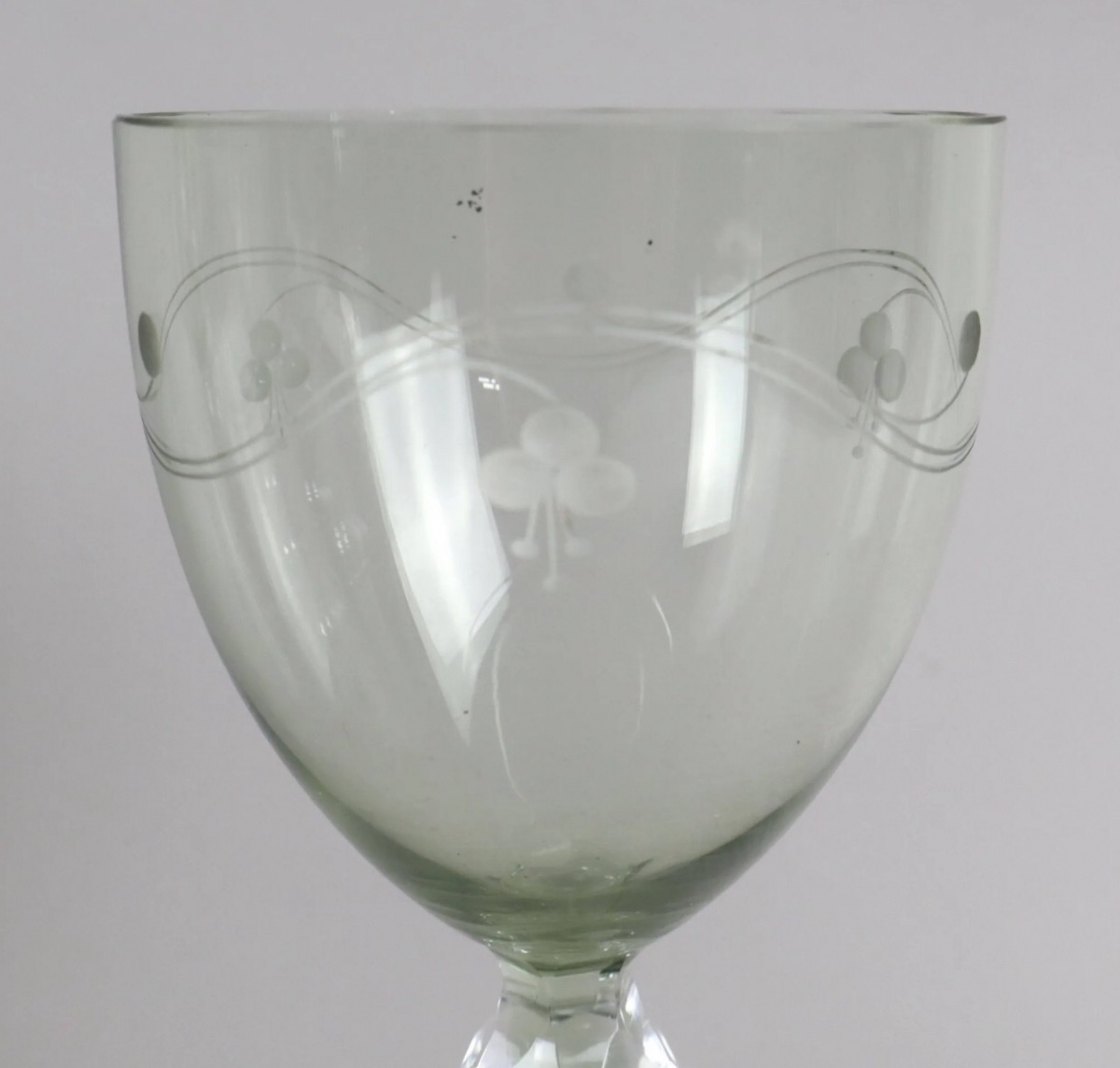 The Set Of 11 Glasses (+1) High In Transparent And Green Crystal -photo-2