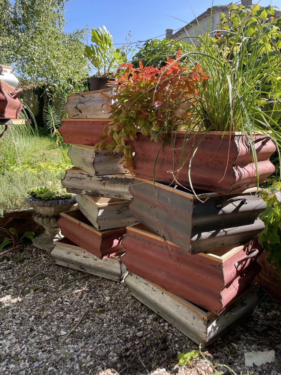 The Low Sheet Metal And Wood Planter, Folk Art -photo-4