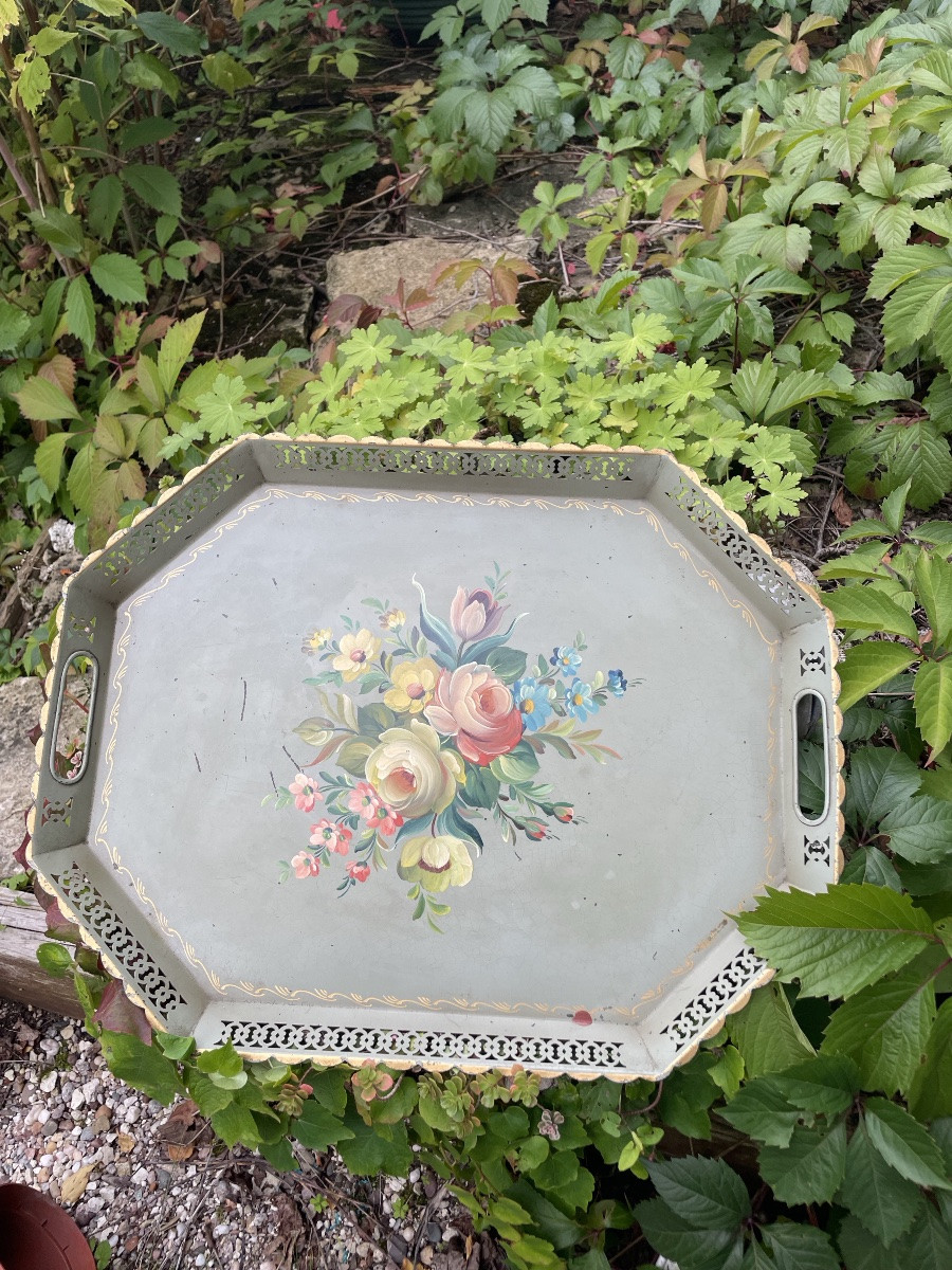 Plateau en tôle peinte au pourtour ajouré -photo-5
