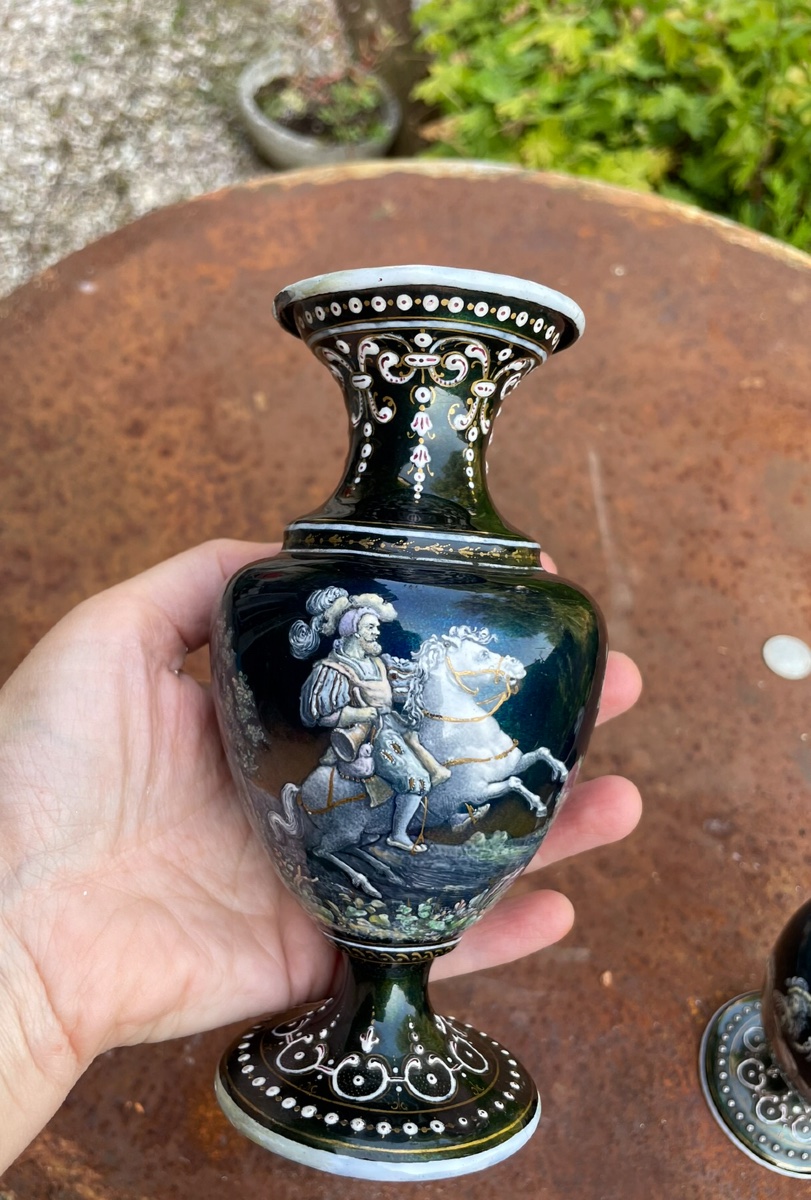 The Pair Of Small Enamelled Vases With Renaissance Decor -photo-3
