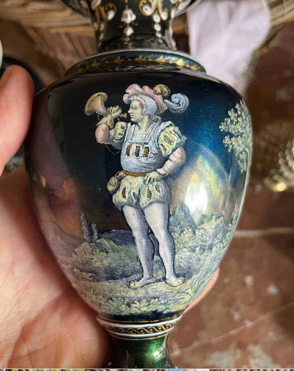 The Pair Of Small Enamelled Vases With Renaissance Decor -photo-7