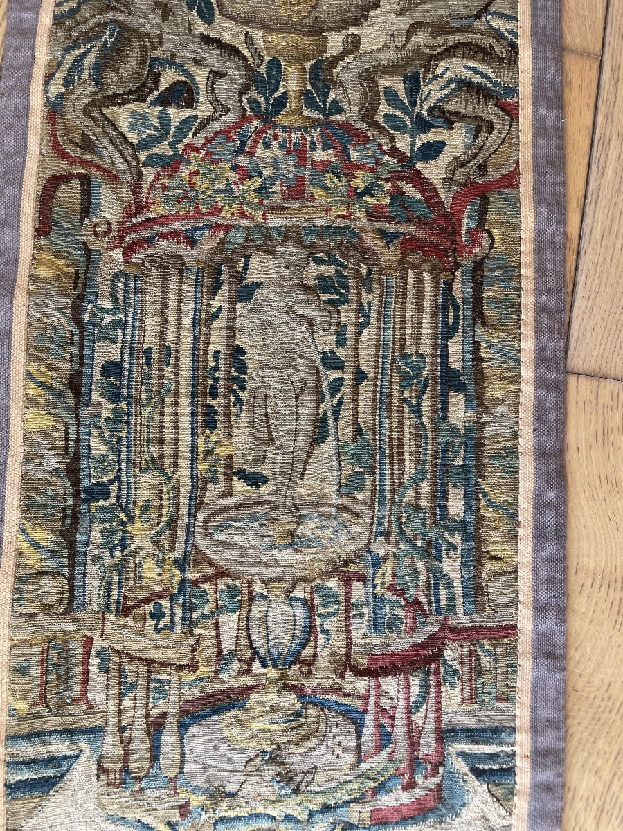 Tapisserie à la Fontaine du XVIIÈME -photo-4