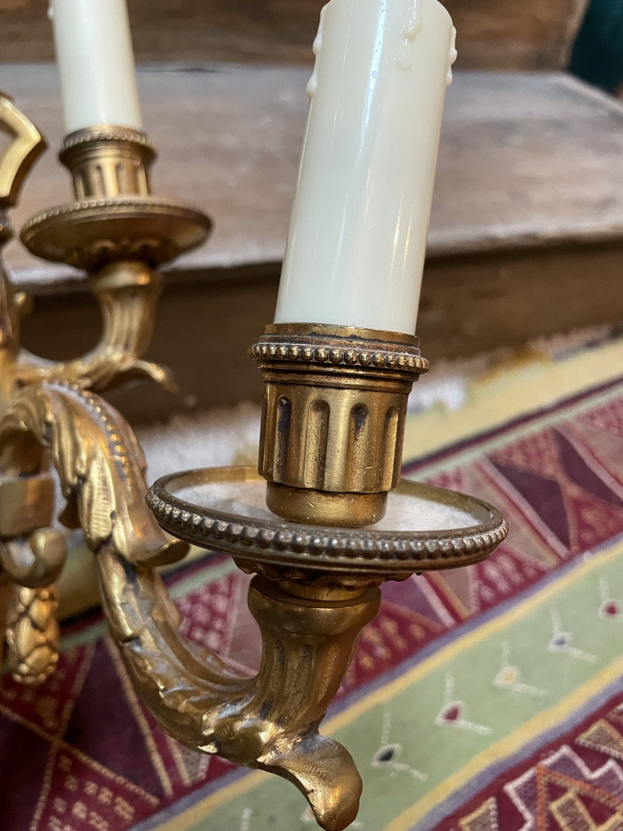 La paire d’importantes appliques en bronze doré -photo-5