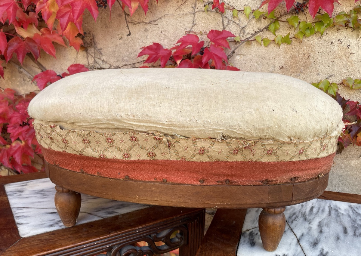 Repose pied ovale de belle taille à recouvrir 