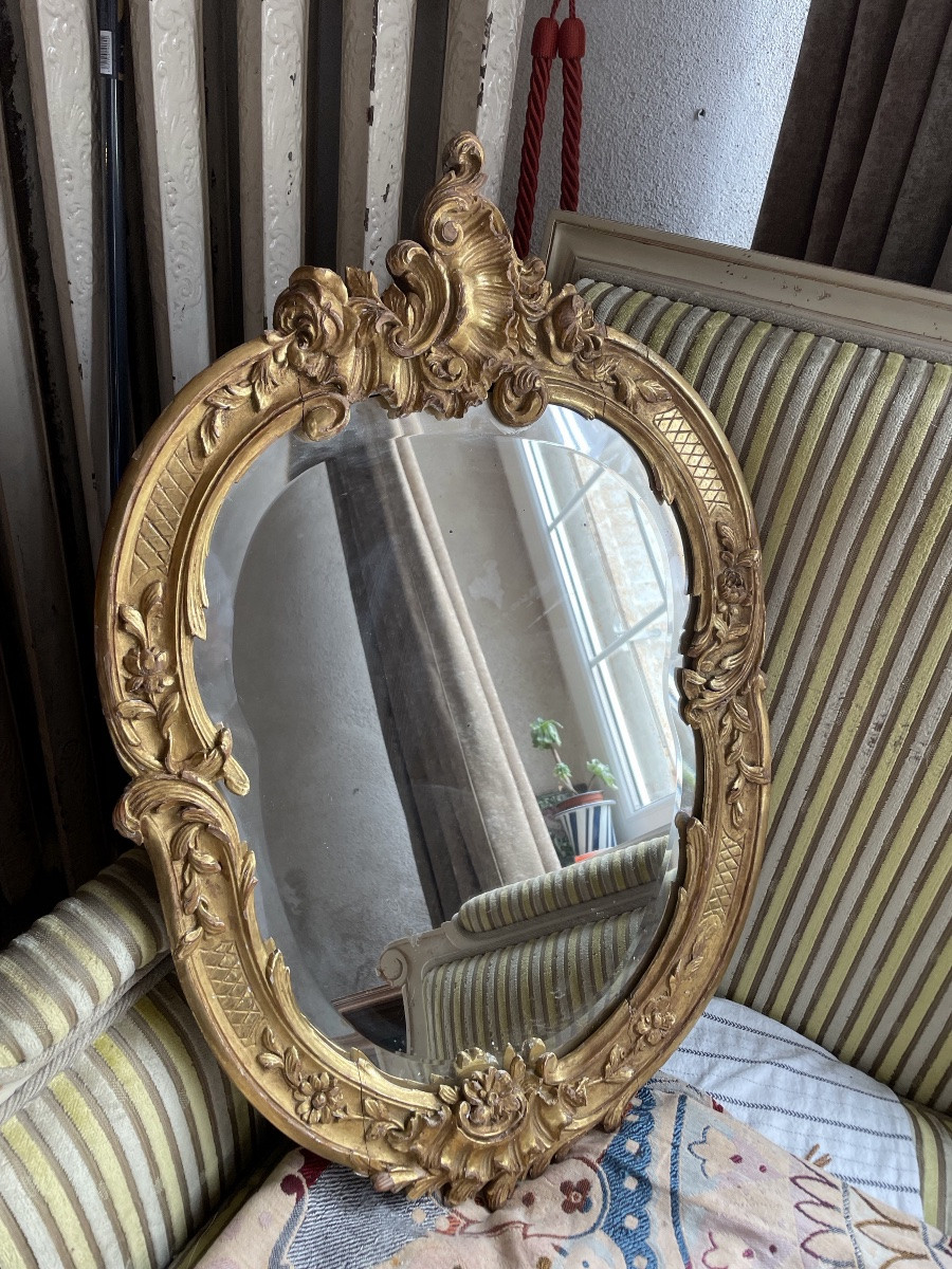 Petit miroir sculpté et doré de style Louis XV-photo-2