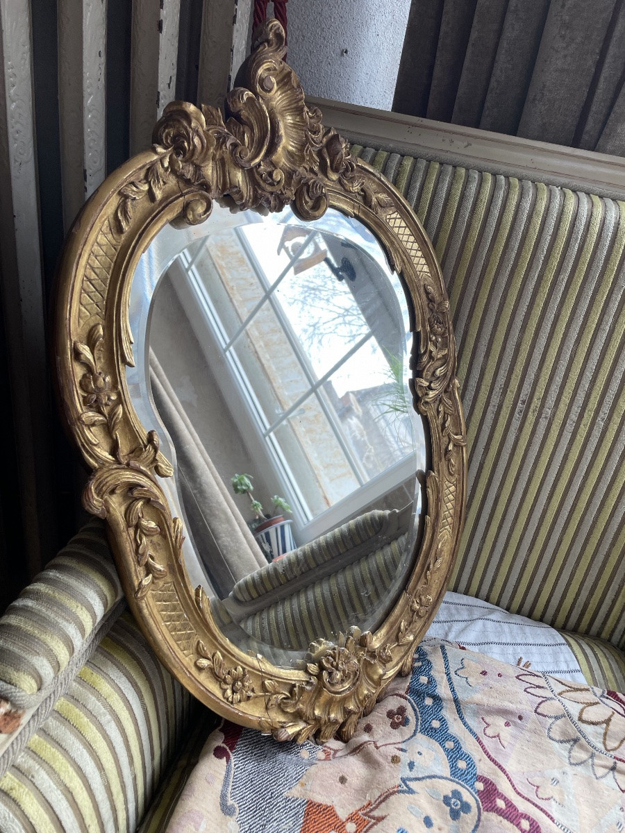Petit miroir sculpté et doré de style Louis XV-photo-4