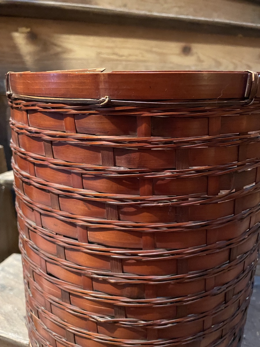 Japanese Basket Made Of Woven Bamboo, Signed -photo-2