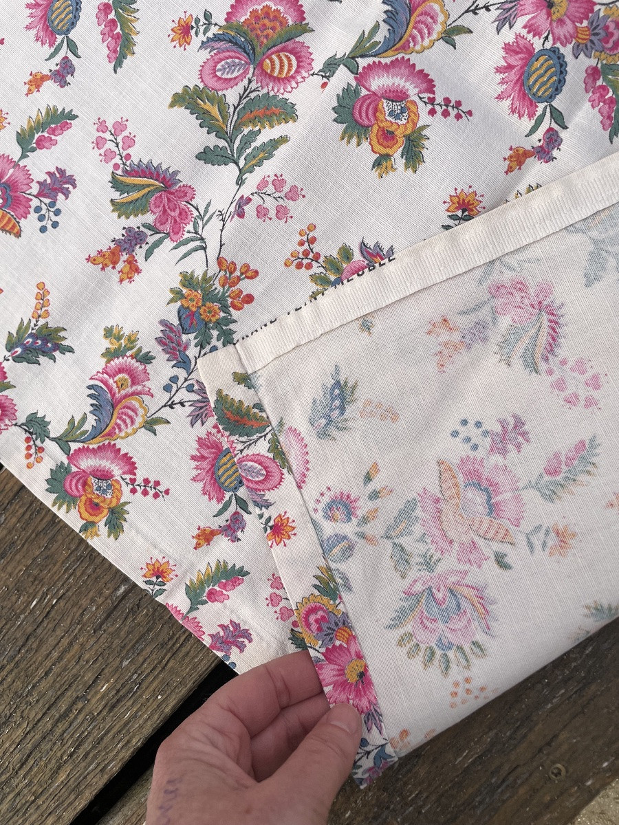 La paire de rideaux à décor d’indienne -photo-4