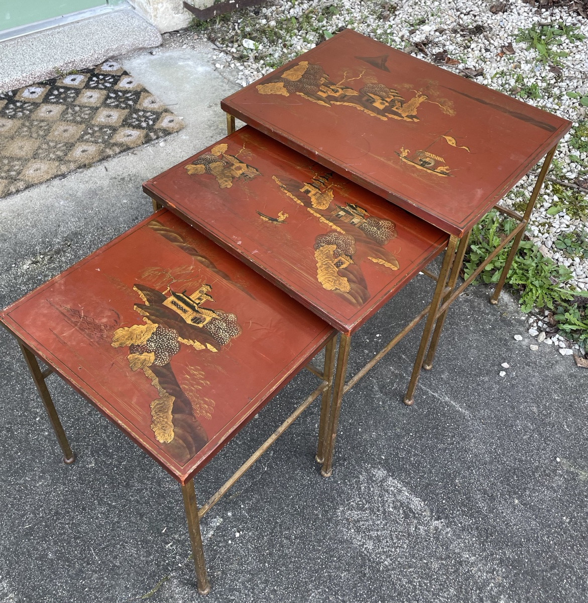 TABLES GIGOGNES DLG MAISON JANSEN  EN BRONZE DORÉ et PLATEAUX  LAQUE DE CHINE-photo-6