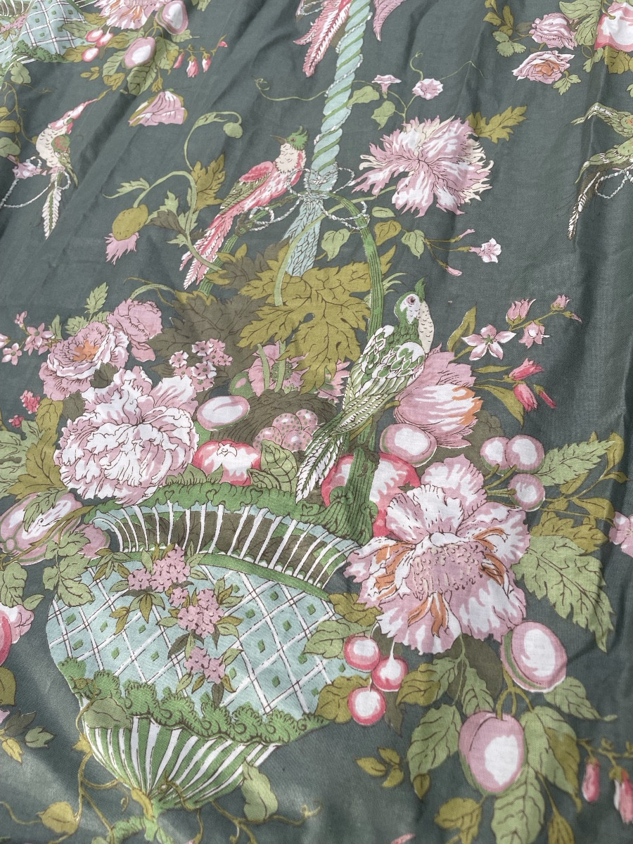 The Pair Of Curtains With Parrots 